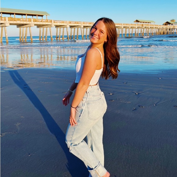 avamroberts3